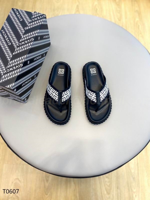 GIVENCHY Men's Slippers 5